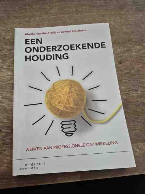 9789046905319-Een-onderzoekende-houding
