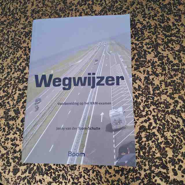 9789085067221-Wegwijzer