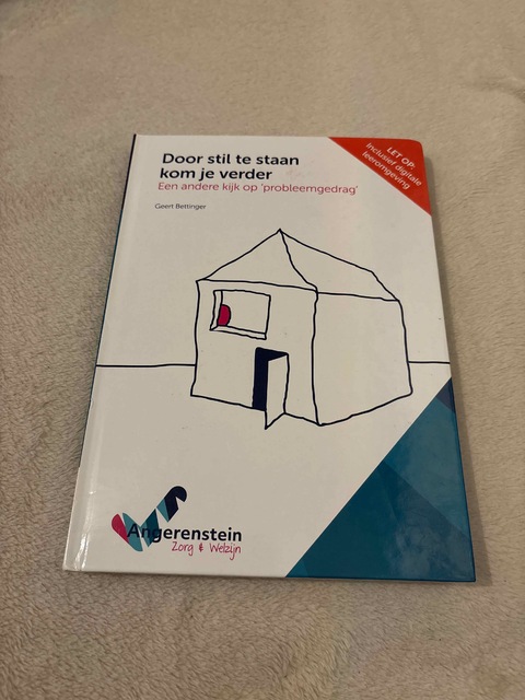9789037260403-Door-stil-te-staan-kom-je-verder