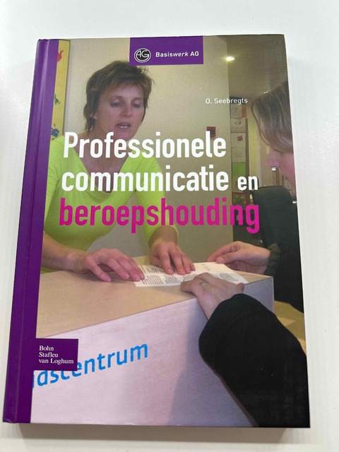 9789031349531-Professionele-communicatie-en-beroepshouding