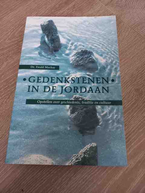 9789058291875-Gedenkstenen-In-De-Jordaan