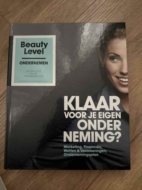 9789492548245-Beauty-Level-Ondernemen