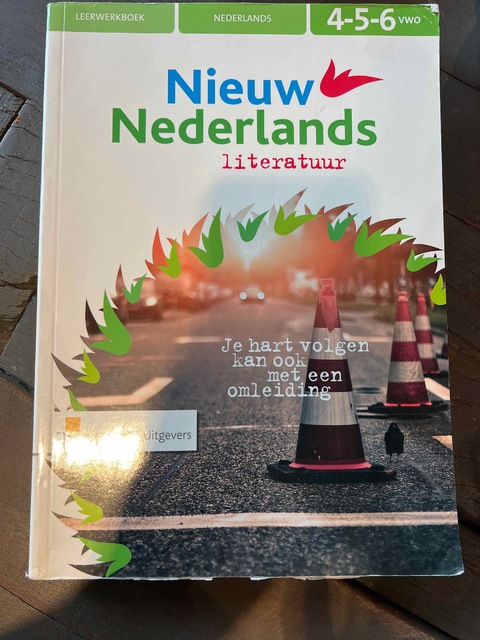 9789001826963-Nieuw-Nederlands-4-5-6-vwo-leerwerkboek