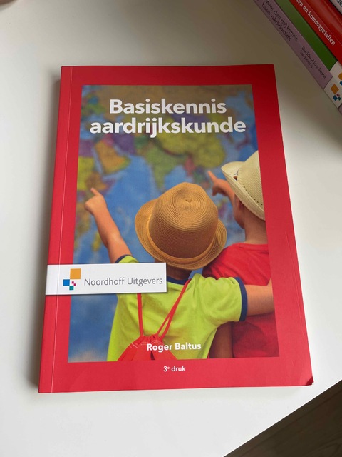 9789001901134-Basiskennis-Aardrijkskunde
