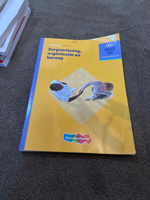 9789006910360-Zorgverlening-organisatie-en-beroep-niveau-4