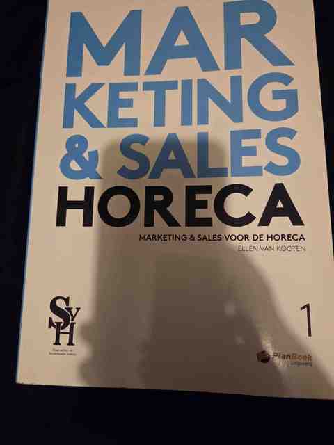 9789074625579-Marketing-Sales-voor-de-horeca-1