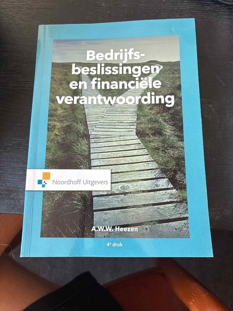 9789001829698-Bedrijfsbeslissingen-en-financiele-verantwoording-4e-editie