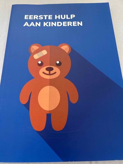 9789079007417-Eerste-Hulp-aan-Kinderen
