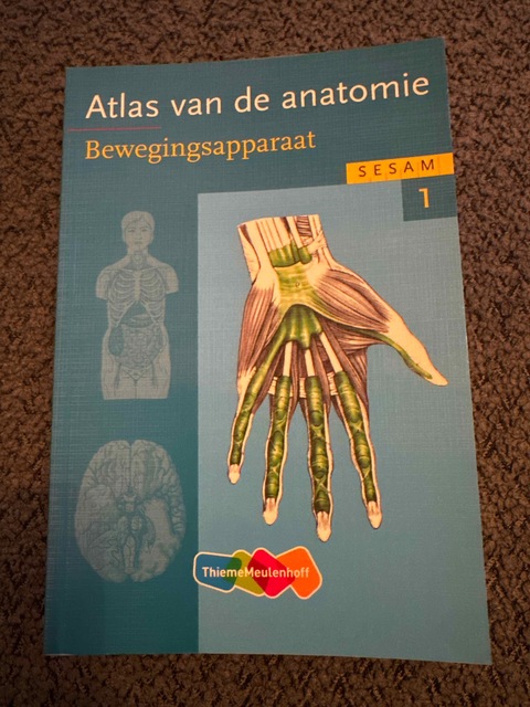 9789006951981-Sesam-atlas-van-de-anatomie-deel-1-Bewegingsapparaat
