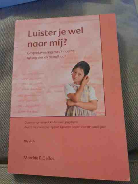 9789088505102-Luister-je-wel-naar-mij