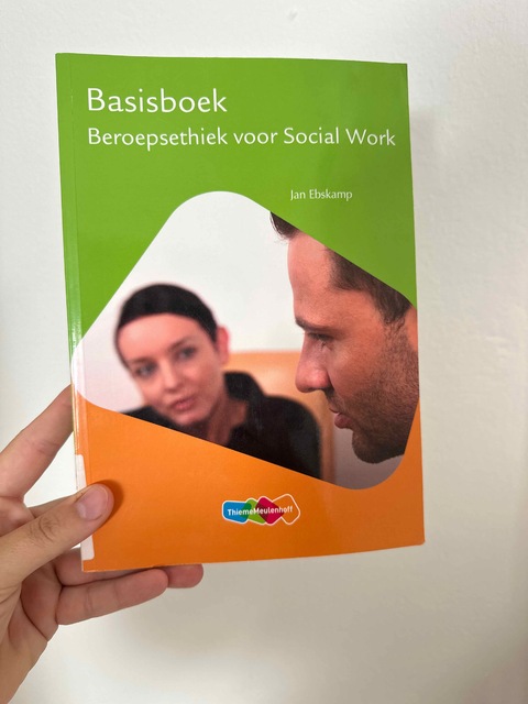 9789006952452-Basisboek-beroepsethiek-voor-social-work