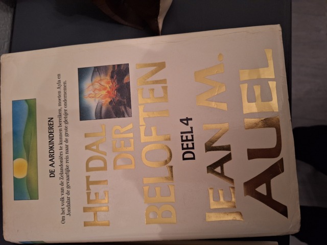 9789027425140-Aardkinderen-deel-4-dal-der-beloften