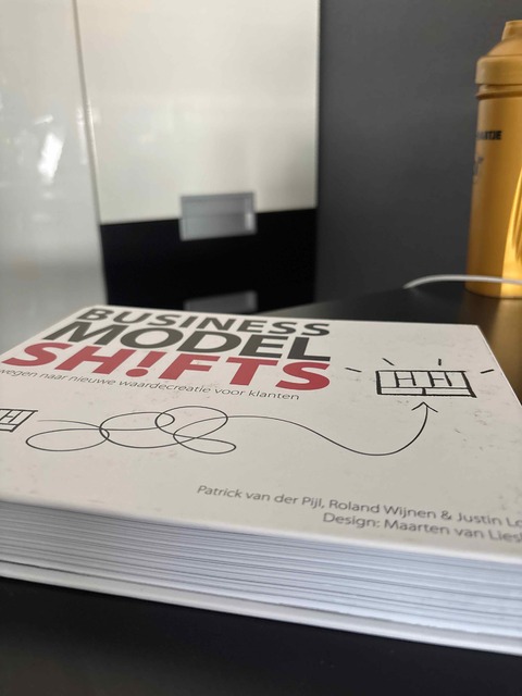 9789024434855-Business-Model-Shifts