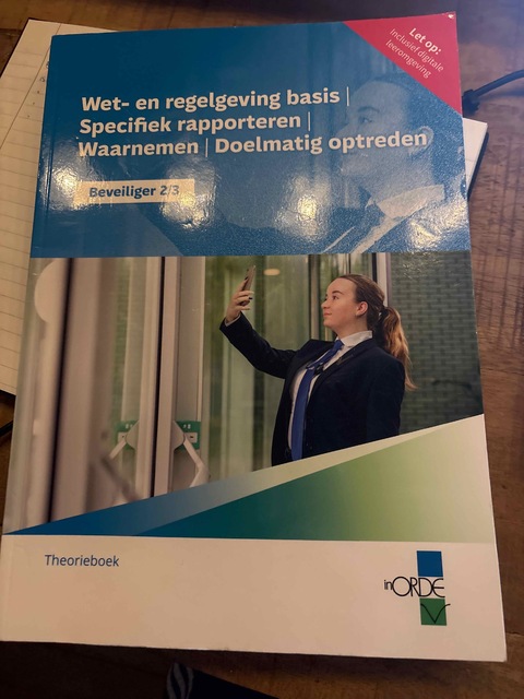 9789037260212-Beveiliger-2-theorieboek-bij-combipakket