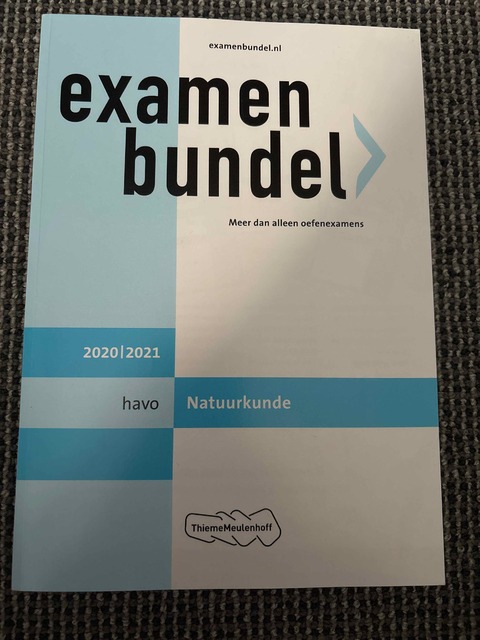 9789006781281-Examenbundel-havo-Natuurkunde-20202021