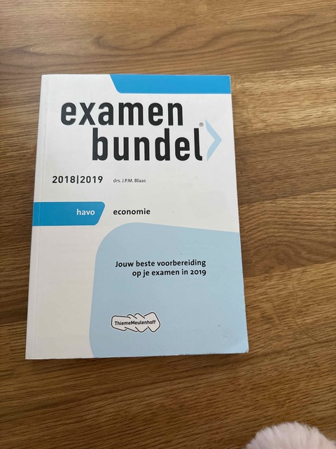 9789006429329-Examenbundel-havo-Economie-20182019