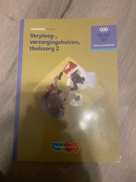 9789006910421-Verpleeg-Verzorgingshuizen-Thuiszorg-2--niveau-4-Theorieboek