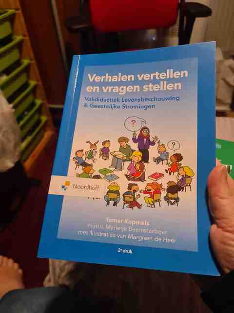 9789001896416-Verhalen-vertellen-en-vragen-stellen