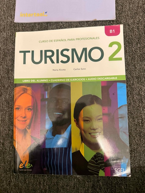 9788416782390-Turismo-2