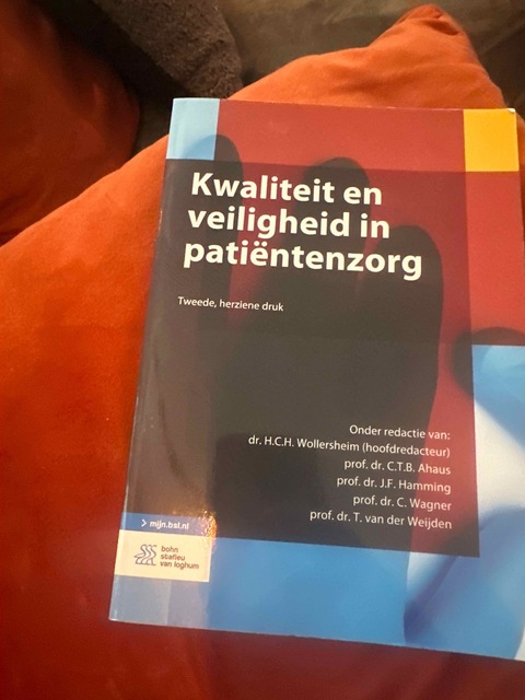 9789036823593-Kwaliteit-en-veiligheid-in-patientenzorg