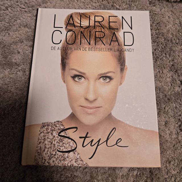 9789020679106-Lauren-Conrad-Style