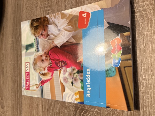 9789006925128-Traject-Zorg-Begeleiden-niveau-4
