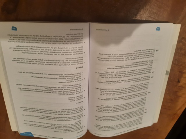 9789006629279-Examenbundel-economie-20162017-havo