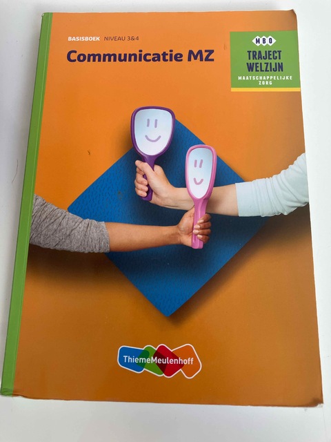 9789006622126-Communicatie-MZ-Basisboek-theorie-niveau-3-en-4