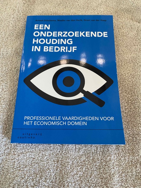 9789046907399-Een-onderzoekende-houding-in-bedrijf