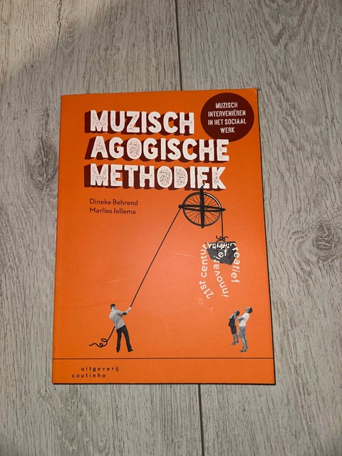 9789046904541-Muzisch-agogische-methodiek