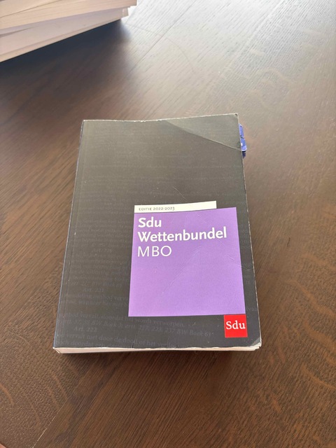 9789012408110-Sdu-Wettenbundel-MBO-2022-2023