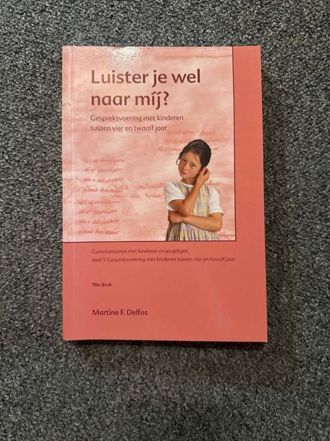 9789088505102-Luister-je-wel-naar-mij
