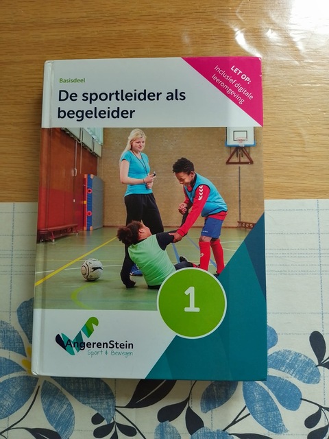 9789037256055-De-sportleider-als-begeleider-deel-1