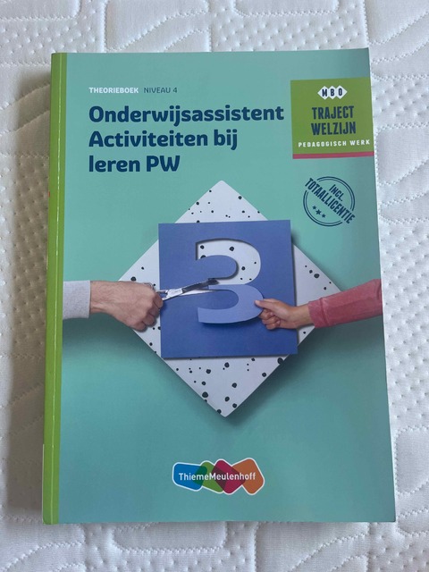 9789006239546-Traject-Combipakket-Onderwijsassistent-Activiteiten-bij-leren-PW-niveau-4-boek-en-totaallicentie-1-jaar