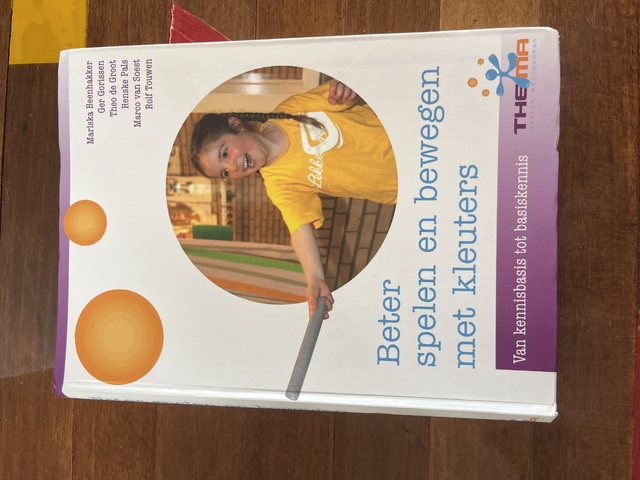 9789082584103-Beter-spelen-en-bewegen-met-kleuters