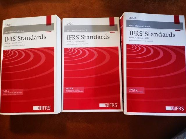 9781911629467-IFRS-Standards