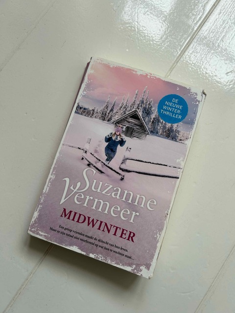 9789400512481-Midwinter