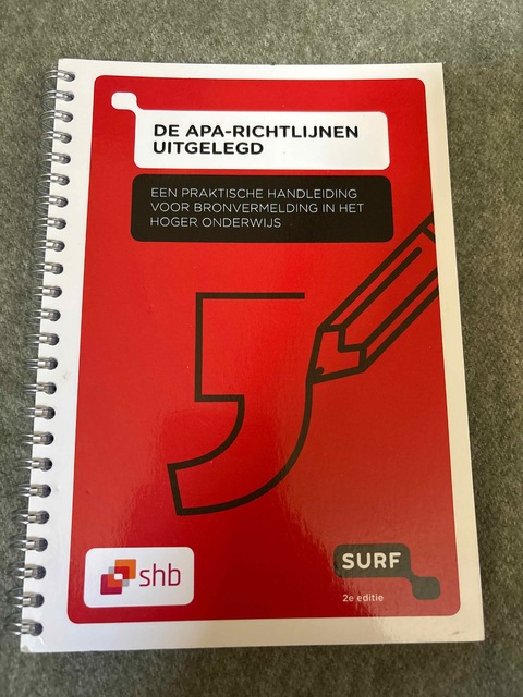 9789072482204-De-APA-richtlijnen-uitgelegd