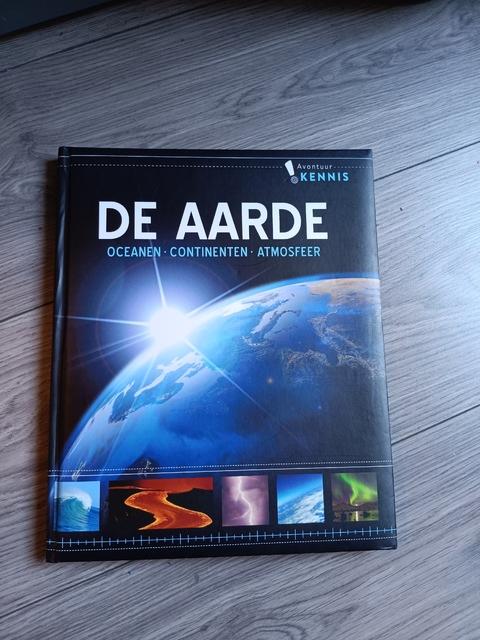 9783625120490-de-aarde