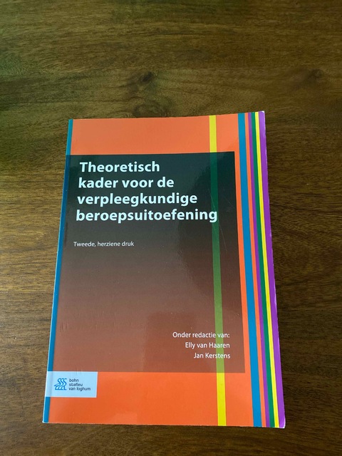 9789036824231-Theoretisch-kader-voor-de-verpleegkundige-beroepsuitoefening