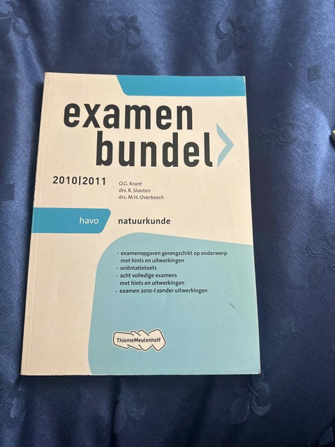 9789006076103-Examenbundel-20102011-deel-Havo-Natuurkunde