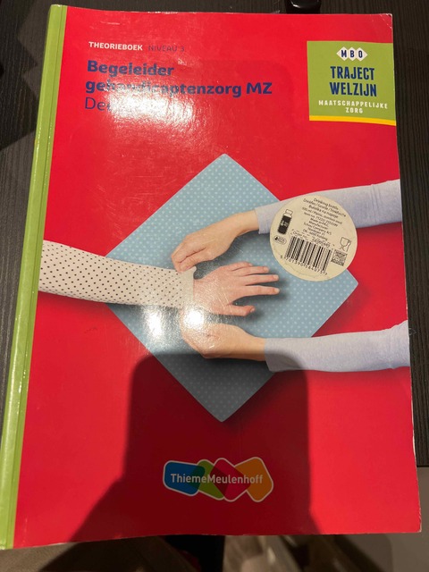 9789006622133-Begeleider-gehandicaptenzorg-MZ-A-Theorieboek-niveau-3