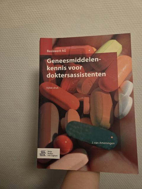 9789036817387-Geneesmiddelenkennis-voor-doktersassistenten