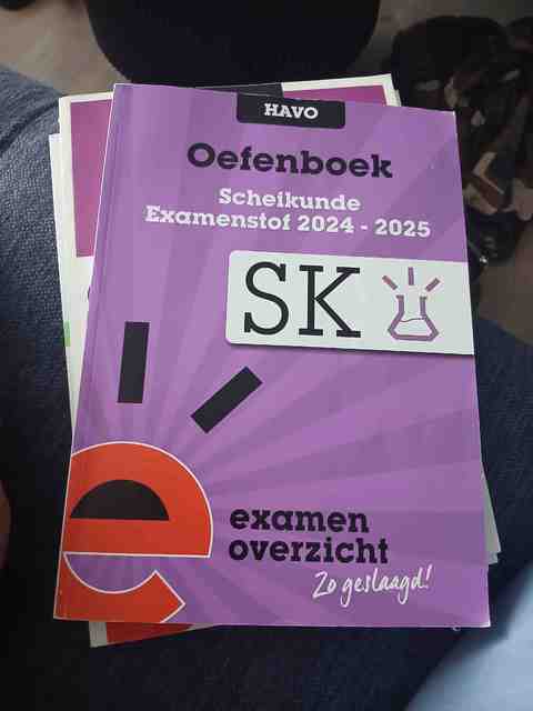 9789464383409-Oefenboek-scheikunde-examenstof-2024-2025-