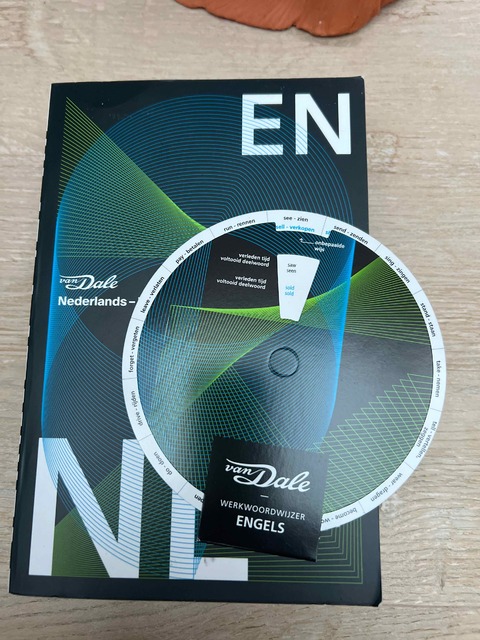 9789460774232-Van-Dale-Pocketwoordenboek-Nederlands-Engels