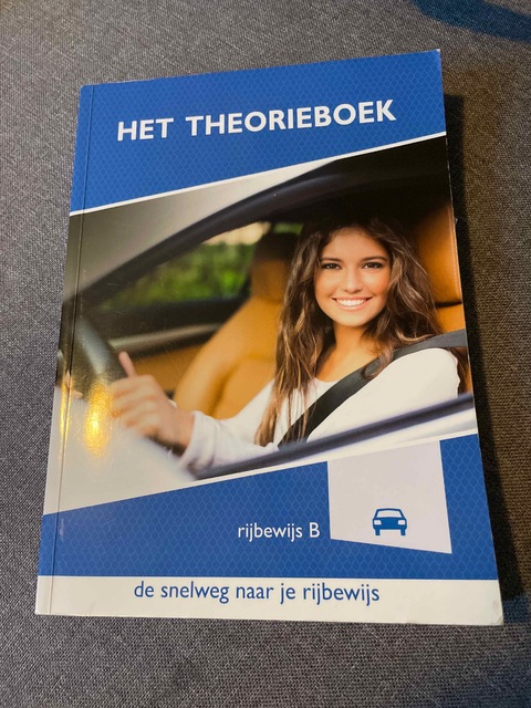 9789072967589-Theorieboek-Personenauto-Rijbewijs-B-Smit-Rijschoolservice