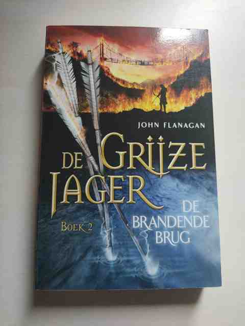 9789025743031-De-brandende-brug