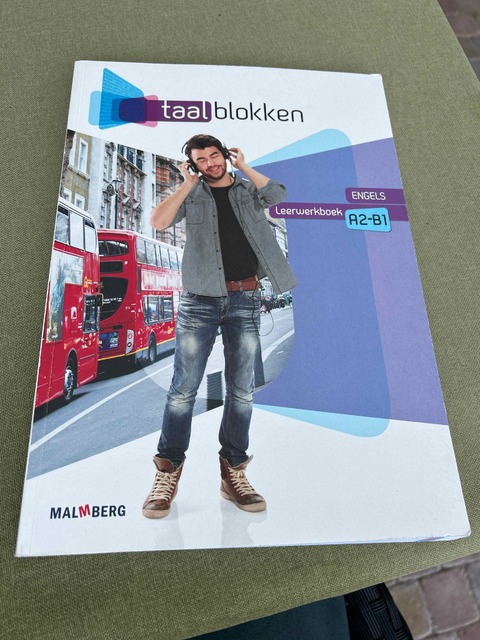 9789034597090-Taalblokken-Engels-A2-B1-Leerwerkboek