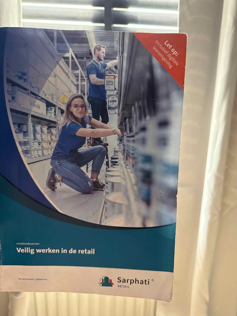 9789463971577-Veilig-werken-in-de-retail
