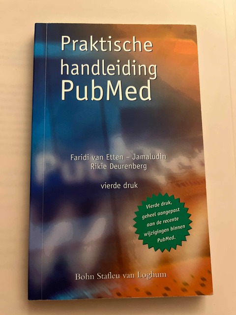 9789031390717-Praktische-handleiding-PubMed